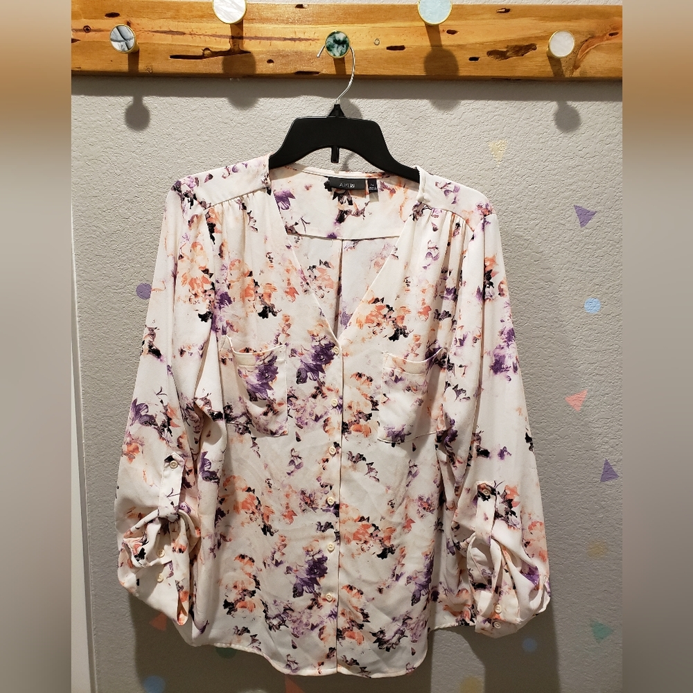 Apt 9. Button down Floral Blouse